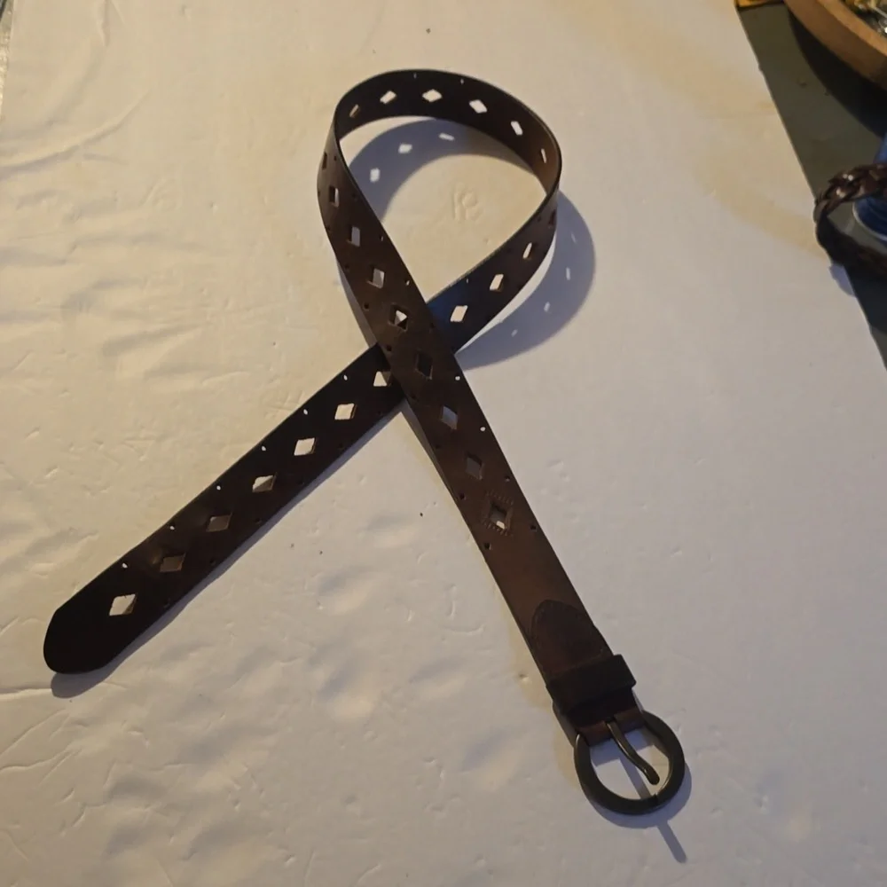 Dockers Vintage Brown Leather cut out Belt Silver Buckle Neutral Sz.M/L